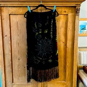 Silk and Velvet skirt w/sequence, size 12 R&K evening brand excellent condition!